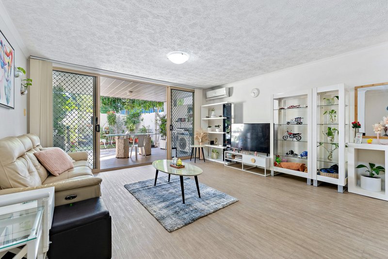 3/8 Mascar Street, Upper Mount Gravatt QLD 4122