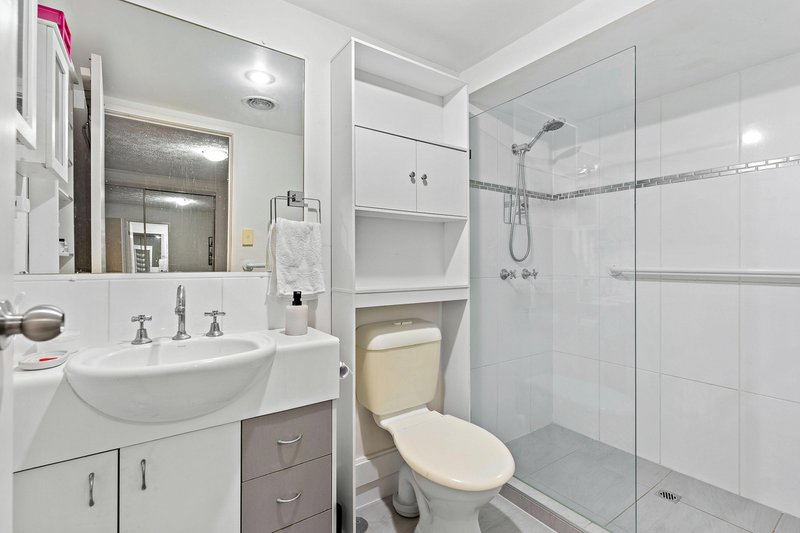 Photo - 3/8 Mascar Street, Upper Mount Gravatt QLD 4122 - Image 3