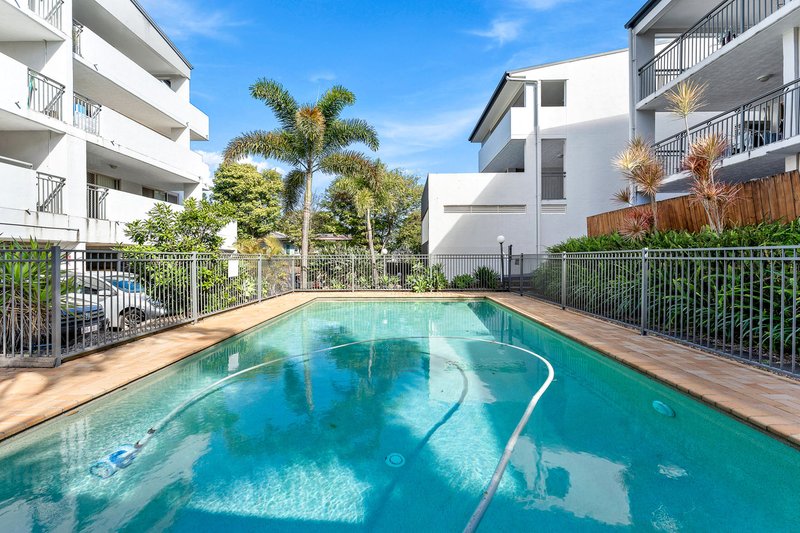 Photo - 3/8 Mascar Street, Upper Mount Gravatt QLD 4122 - Image 13