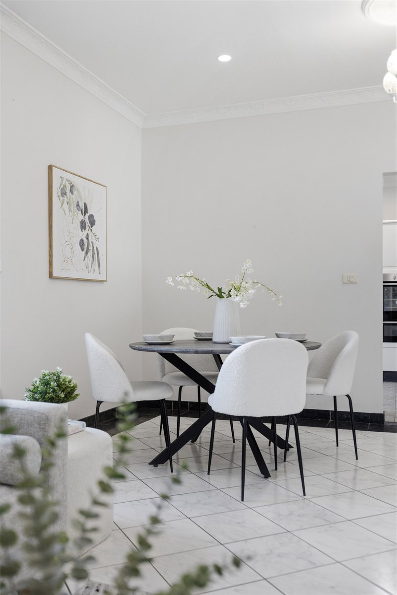 Photo - 38 Mazarin Street, Riverwood NSW 2210 - Image 12