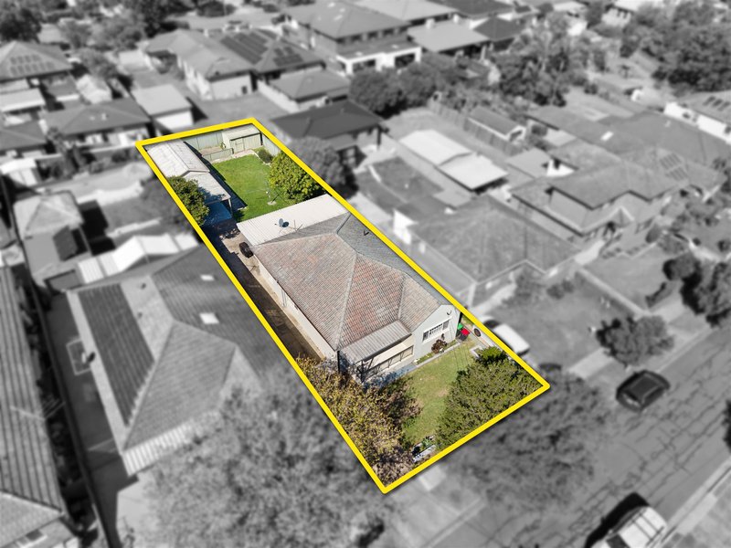 Photo - 38 Mazarin Street, Riverwood NSW 2210 - Image 22