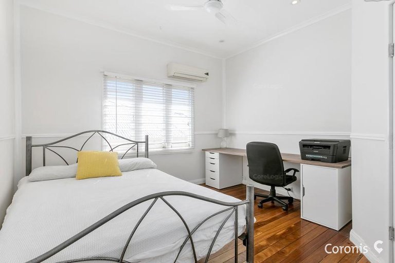 Photo - 38 Mccurley Street, Wynnum West QLD 4178 - Image 8