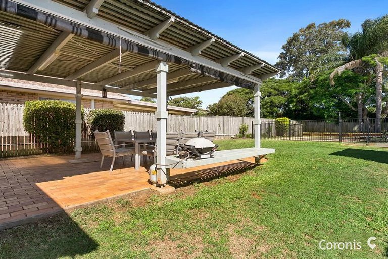 Photo - 38 Mccurley Street, Wynnum West QLD 4178 - Image 10