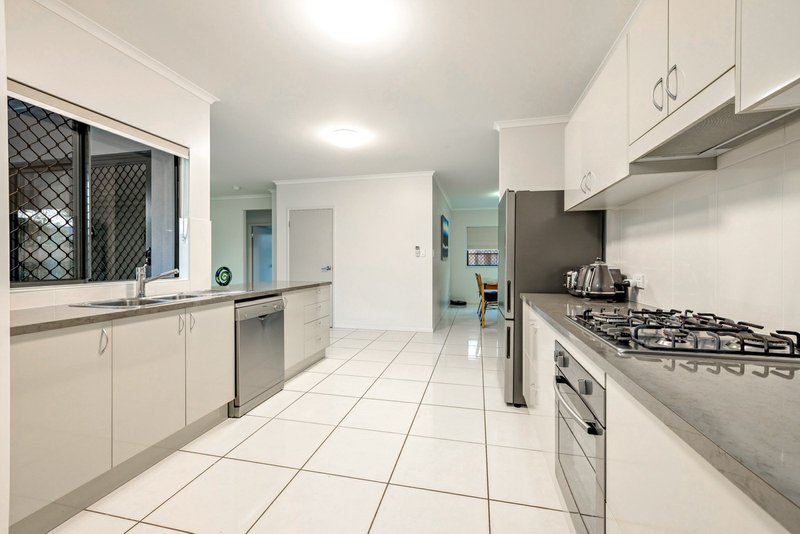 Photo - 38 Mceachan Street, Edmonton QLD 4869 - Image 6