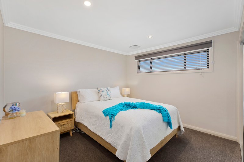 Photo - 38 Mistview Circuit, Forresters Beach NSW 2260 - Image 16