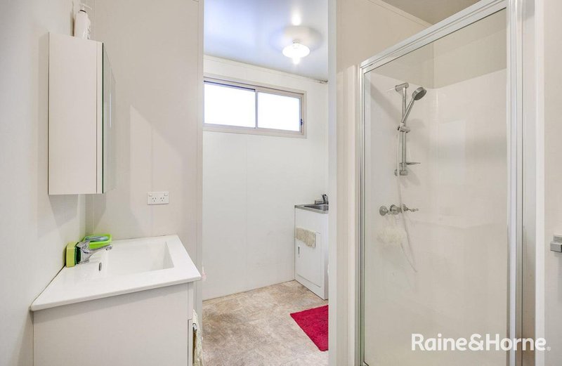 Photo - 38 Moncur Avenue, Springvale VIC 3171 - Image 8