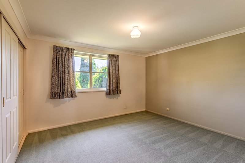 Photo - 38 Mount Errol Street, Blayney NSW 2799 - Image 9