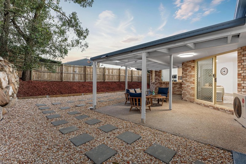 Photo - 38 Mount Maroon Street, Algester QLD 4115 - Image 19