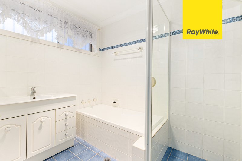 Photo - 38 Mulgray Avenue, Baulkham Hills NSW 2153 - Image 7