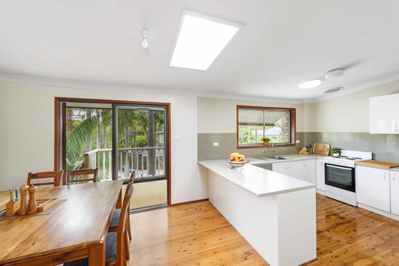 Photo - 38 Myola Road, Newport NSW 2106 - Image 5