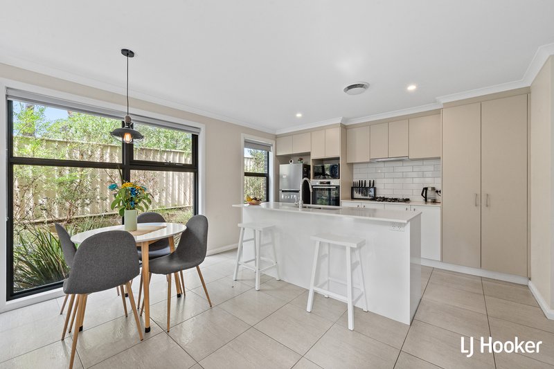 Photo - 3/8 Newland Street, Flynn ACT 2615 - Image 2