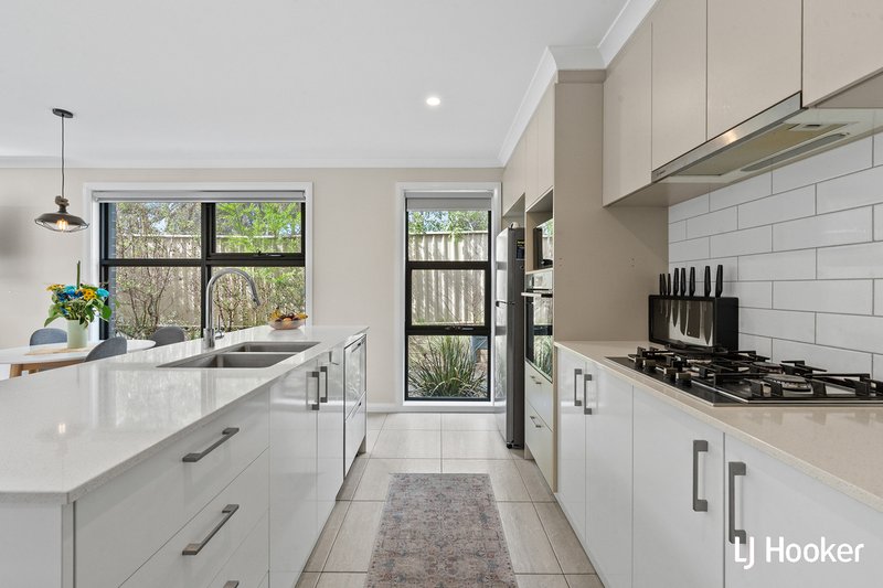Photo - 3/8 Newland Street, Flynn ACT 2615 - Image 3