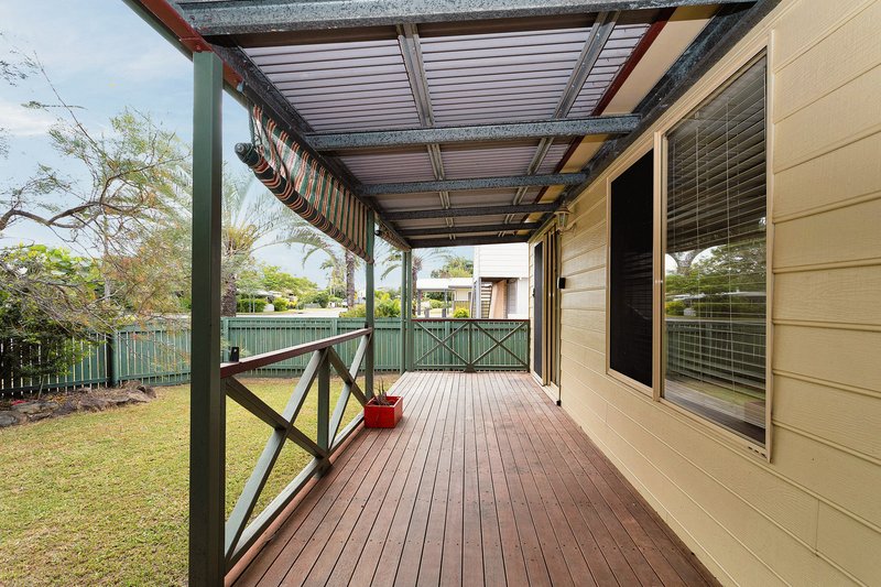 Photo - 38 Nicklin Drive, Beaconsfield QLD 4740 - Image 15