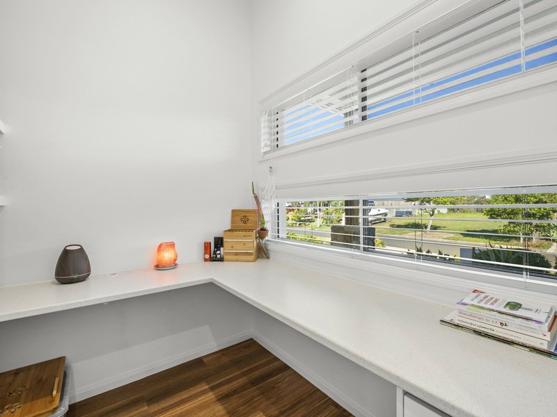 Photo - 38 North Beach Place, Mudjimba QLD 4564 - Image 13