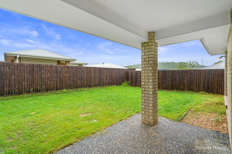 Photo - 38 Norton Sands Drive, Redbank Plains QLD 4301 - Image 13