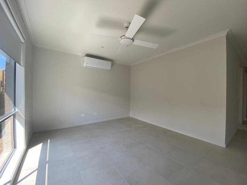 Photo - 38 O'Gorman Street, Joyner QLD 4500 - Image 4