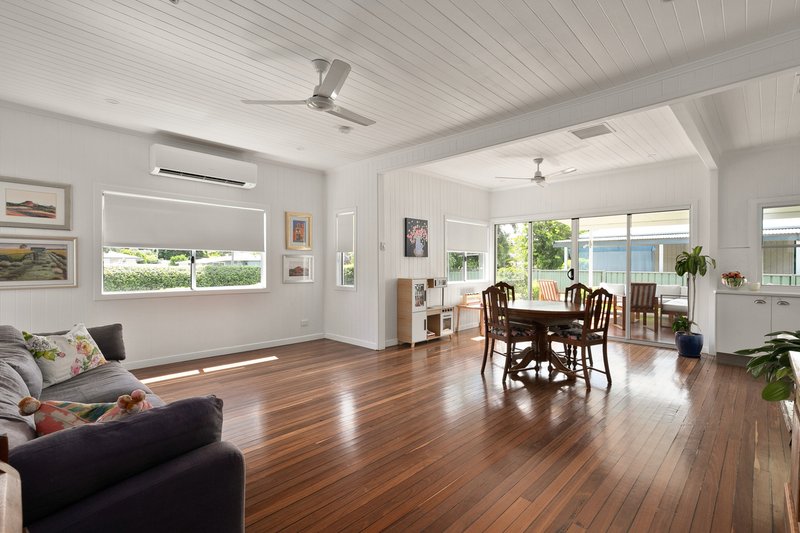 Photo - 38 Opal Street, Emerald QLD 4720 - Image 5