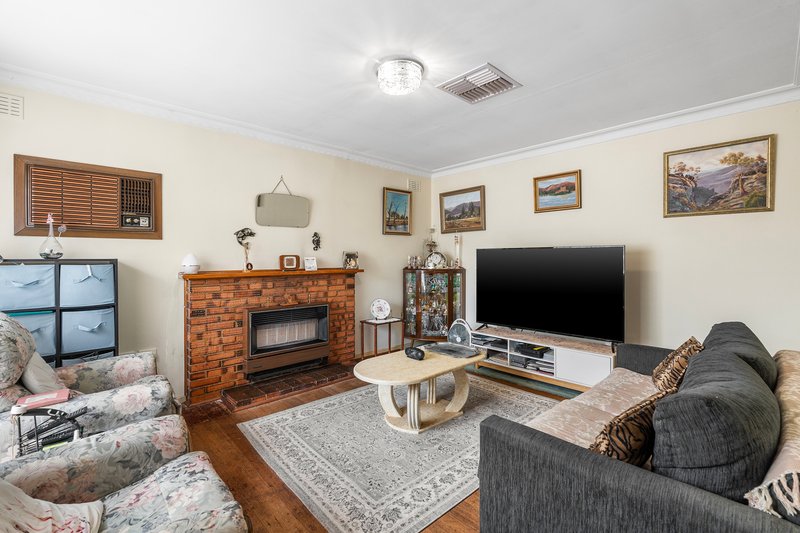 Photo - 38 Orchard Road, Bayswater VIC 3153 - Image 2