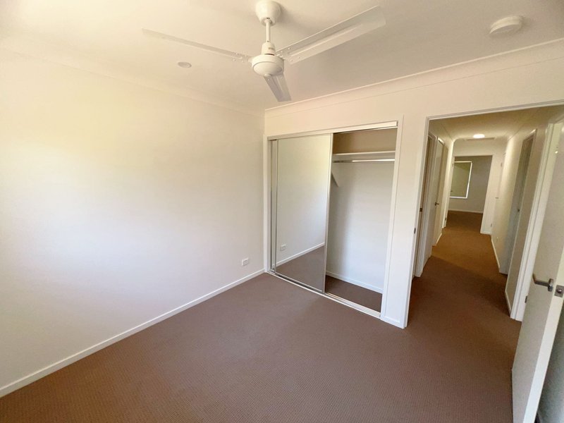 Photo - 38 Ormskirk Street, Calamvale QLD 4116 - Image 14