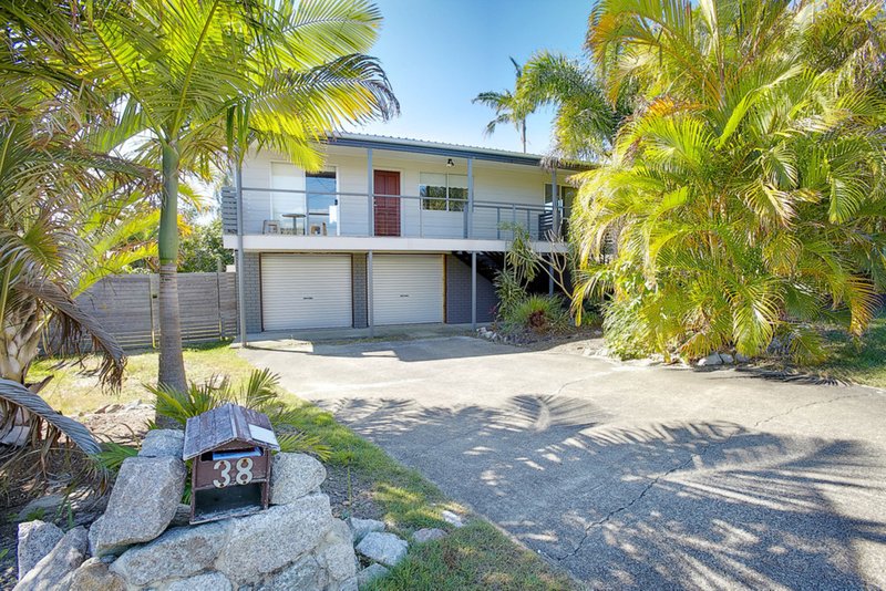 Photo - 38 Parakeet Crescent, Peregian Beach QLD 4573 - Image 1