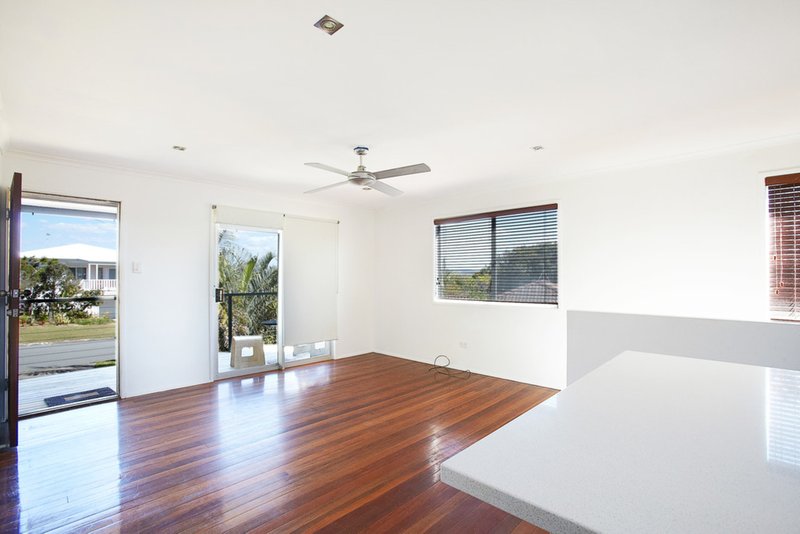 Photo - 38 Parakeet Crescent, Peregian Beach QLD 4573 - Image 6