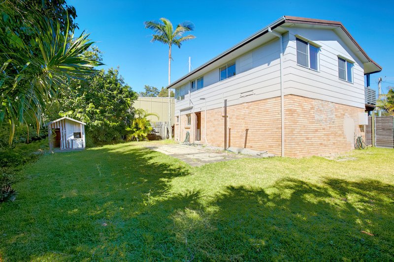 Photo - 38 Parakeet Crescent, Peregian Beach QLD 4573 - Image 11