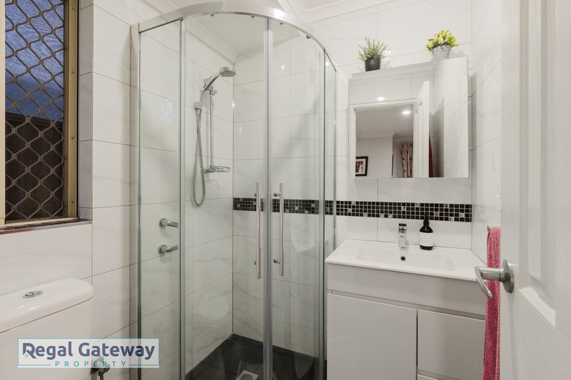 Photo - 38 Parkfield Boulevard, Bertram WA 6167 - Image 7