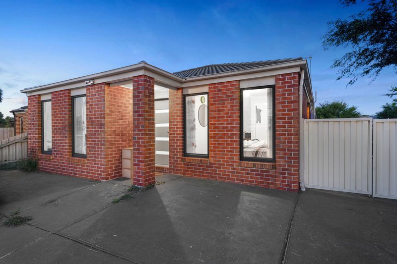 38 Parklink Drive, Cranbourne East VIC 3977