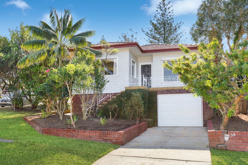 38 Parr Avenue, North Curl Curl NSW 2099