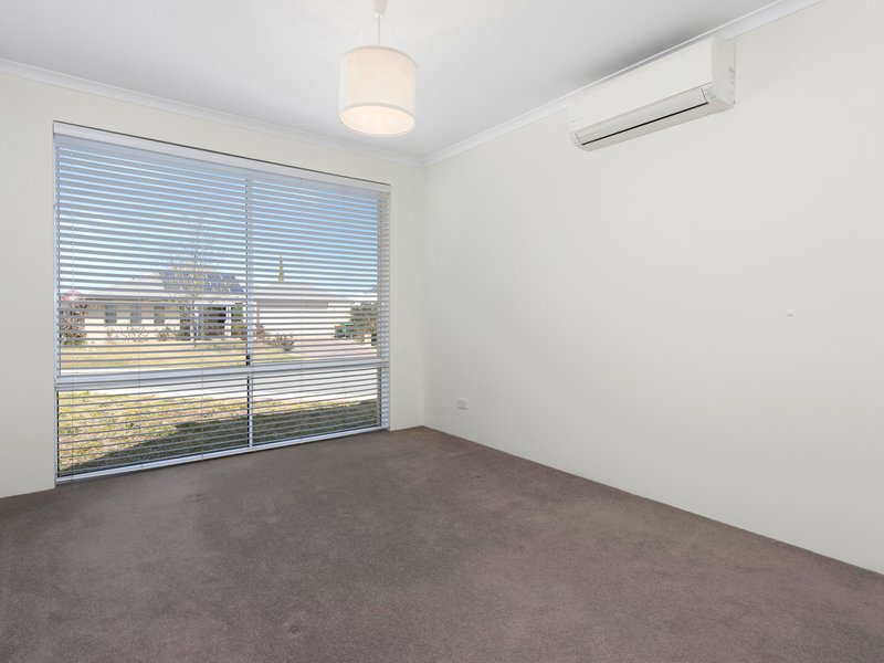 Photo - 38 Pemberton Boulevard, Baldivis WA 6171 - Image 12