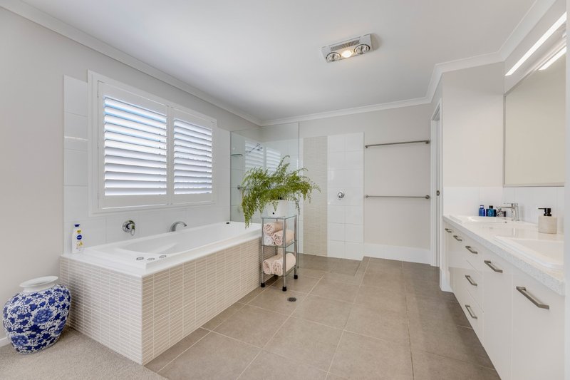 Photo - 38 Pembroke Avenue, Pelican Waters QLD 4551 - Image 7