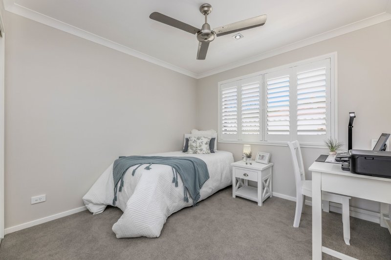 Photo - 38 Pembroke Avenue, Pelican Waters QLD 4551 - Image 8