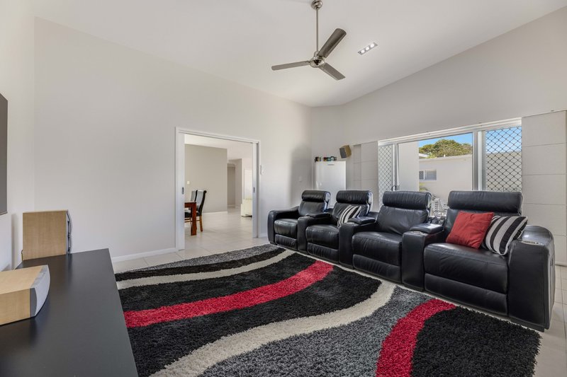 Photo - 38 Pembroke Avenue, Pelican Waters QLD 4551 - Image 12