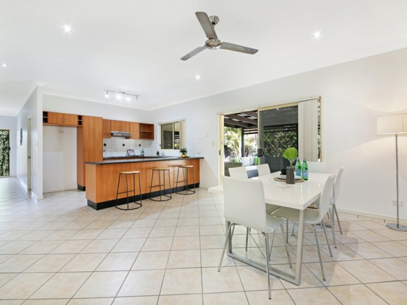 Photo - 38 Penrhyn Street, Pacific Pines QLD 4211 - Image 16