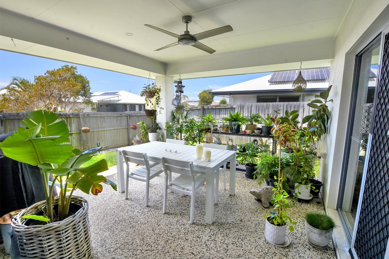 Photo - 38 Petrel Crescent, Mountain Creek QLD 4557 - Image 9