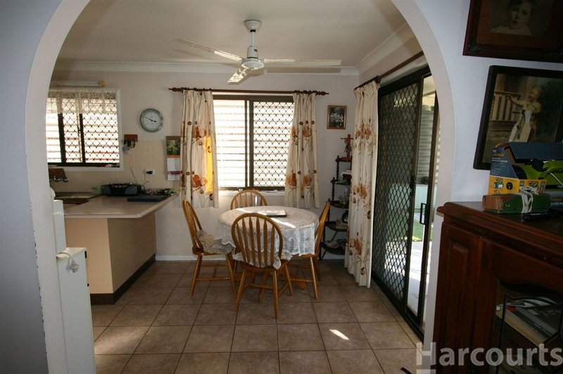 Photo - 38 Phoenix Ave , Bongaree QLD 4507 - Image 7