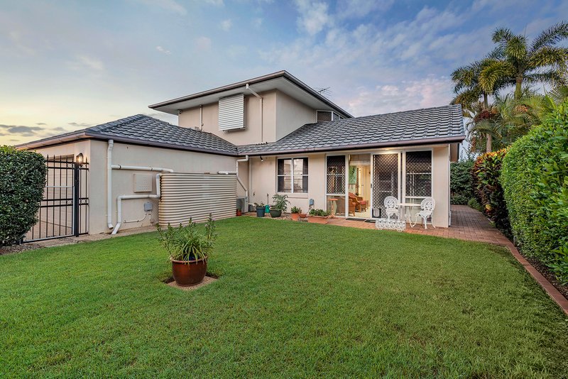 Photo - 38 Picasso Crescent, Carseldine QLD 4034 - Image 3