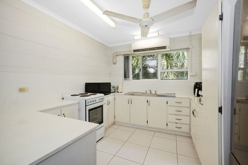 Photo - 3/8 Piccadilly Street, Hyde Park QLD 4812 - Image 2