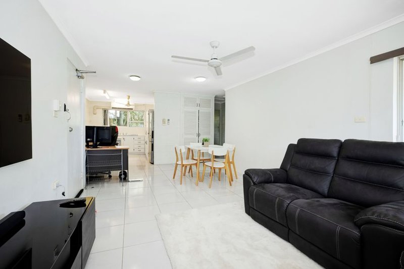 Photo - 3/8 Piccadilly Street, Hyde Park QLD 4812 - Image 3