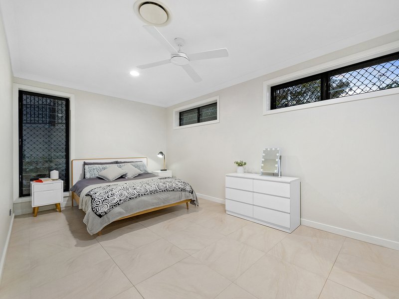 Photo - 38 Plucks Road, Arana Hills QLD 4054 - Image 14