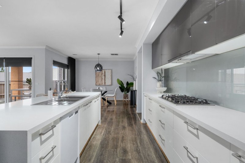 Photo - 38 Porter Avenue, Maddingley VIC 3340 - Image 5