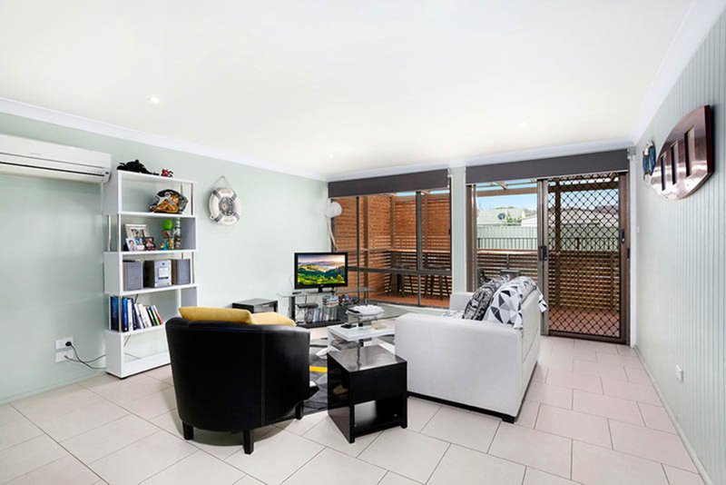 Photo - 38 Power Drive, Mount Warrigal NSW 2528 - Image 4