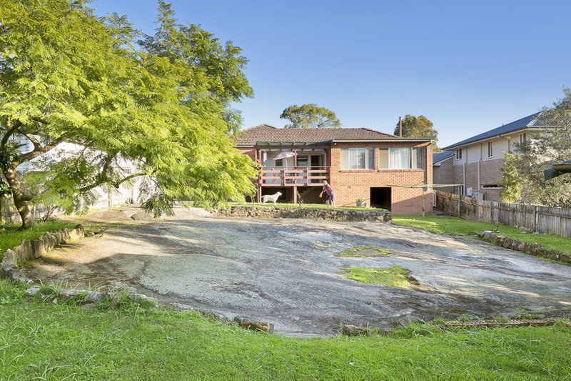 Photo - 38 Quinlan Parade, Manly Vale NSW 2093 - Image 2