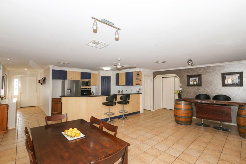 Photo - 38 Rebwonga Street, Kingsthorpe QLD 4400 - Image 4