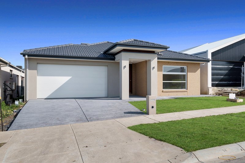 Photo - 38 Rica Road, Pakenham VIC 3810 - Image 14