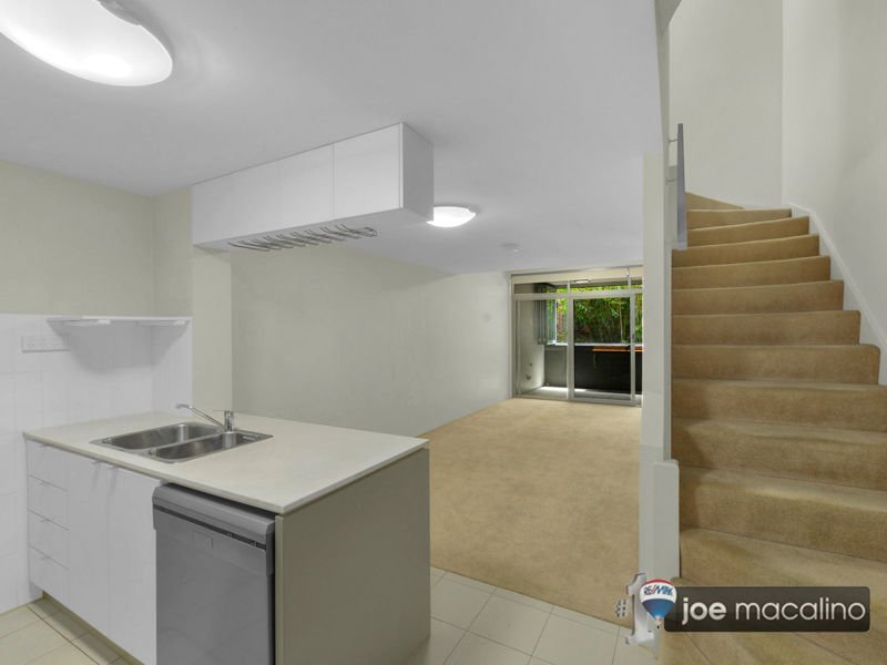 Photo - 38 Robertson , Fortitude Valley QLD 4006 - Image 4