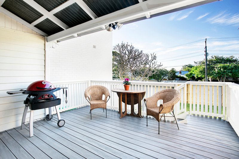 Photo - 38 Rosedale Avenue, Fairlight NSW 2094 - Image 2