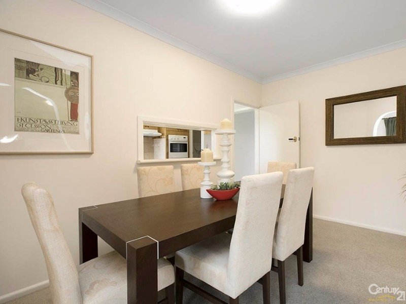 Photo - 38 Royena Road, Moorabbin VIC 3189 - Image 5