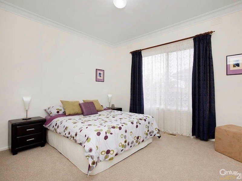 Photo - 38 Royena Road, Moorabbin VIC 3189 - Image 7