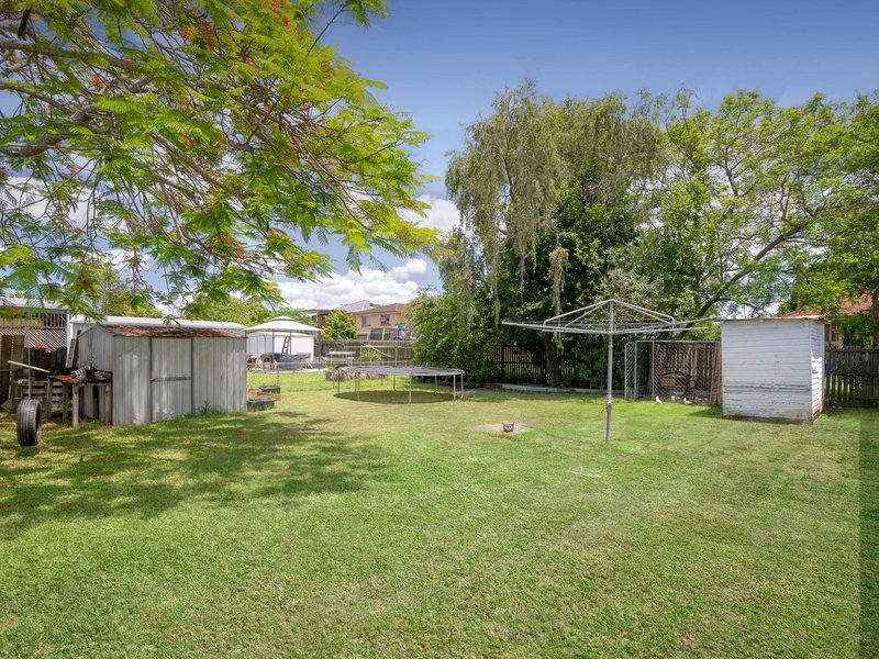 Photo - 38 Samford Road, Leichhardt QLD 4305 - Image 10